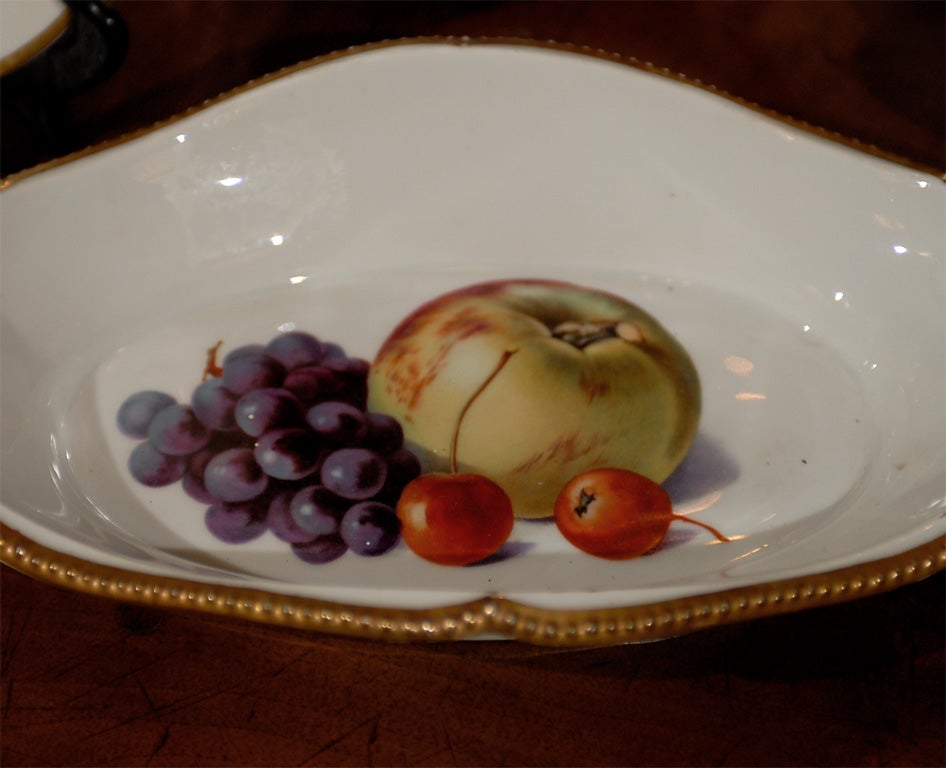 20th Century Set of German Fruit Plates and Platter, circa 1918-1922 For Sale