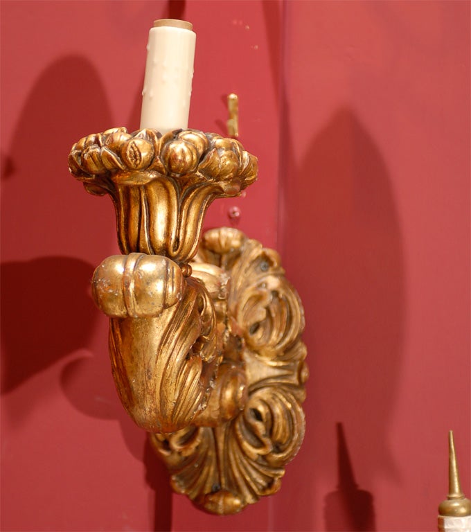 20th Century Pair of single arm gilt wood sconces For Sale