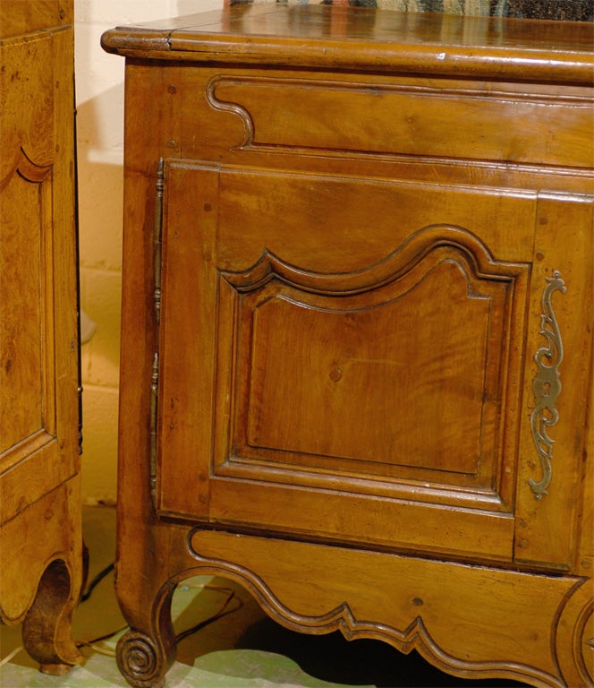 Hand-Carved Transitional Louis XV/XVI Period Walnut Buffet , Nimes c. 1780. For Sale