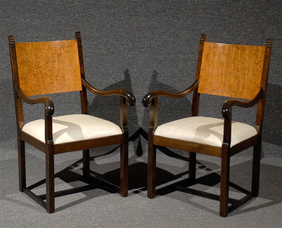 Set of Eight Art Deco Dining Chairs Attributed to Eliel Saarinen 3