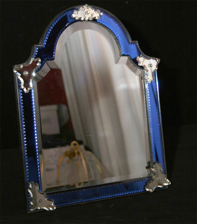 Dressing table mirror