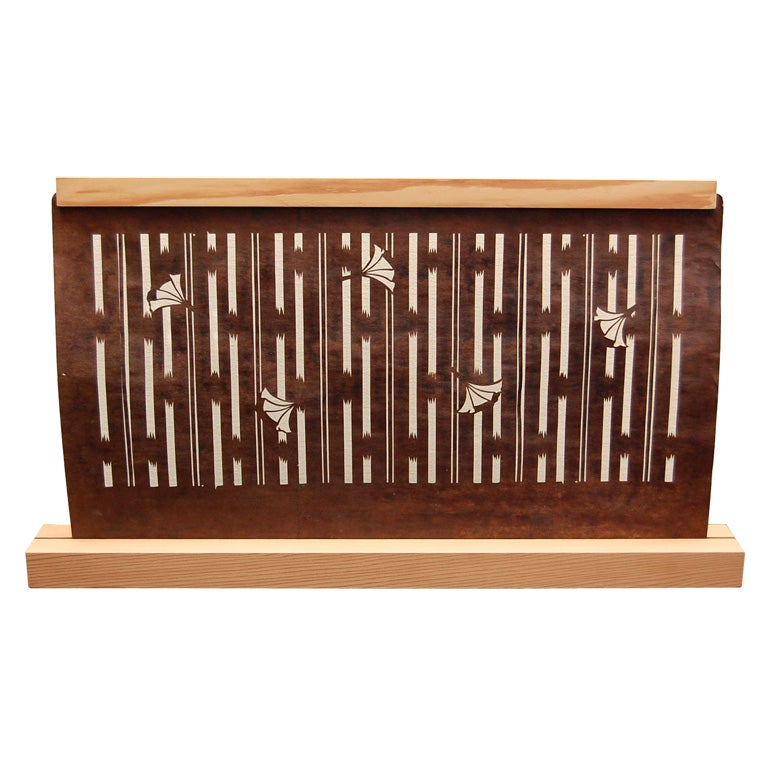 What is a kimono stand?