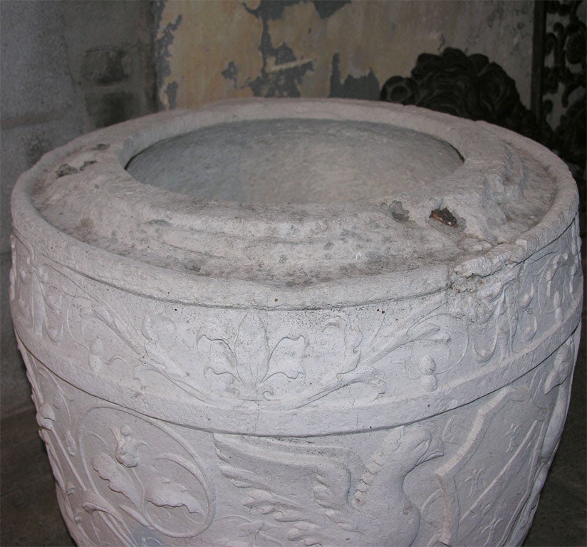 Istrian Stone Cistern In Good Condition In New York, NY