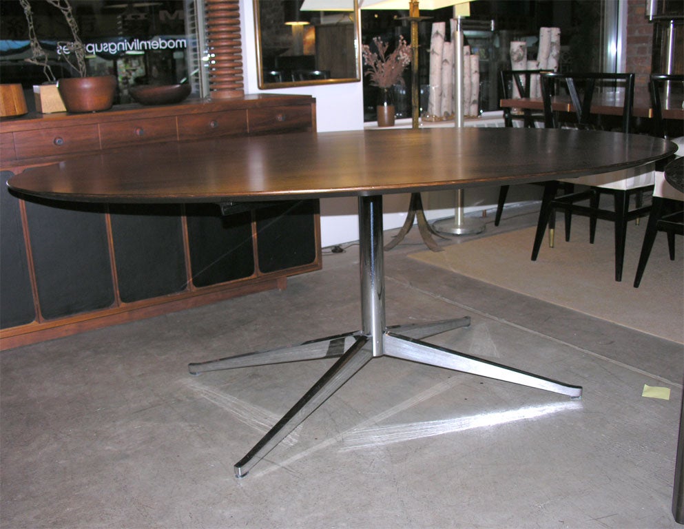 1960's Florence Knoll Walnut 4 star pedestal oval table