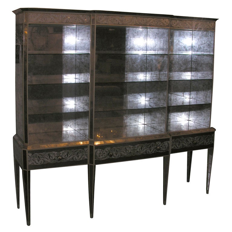 A Syrie Maugham "Venetian" mirrored vitrine