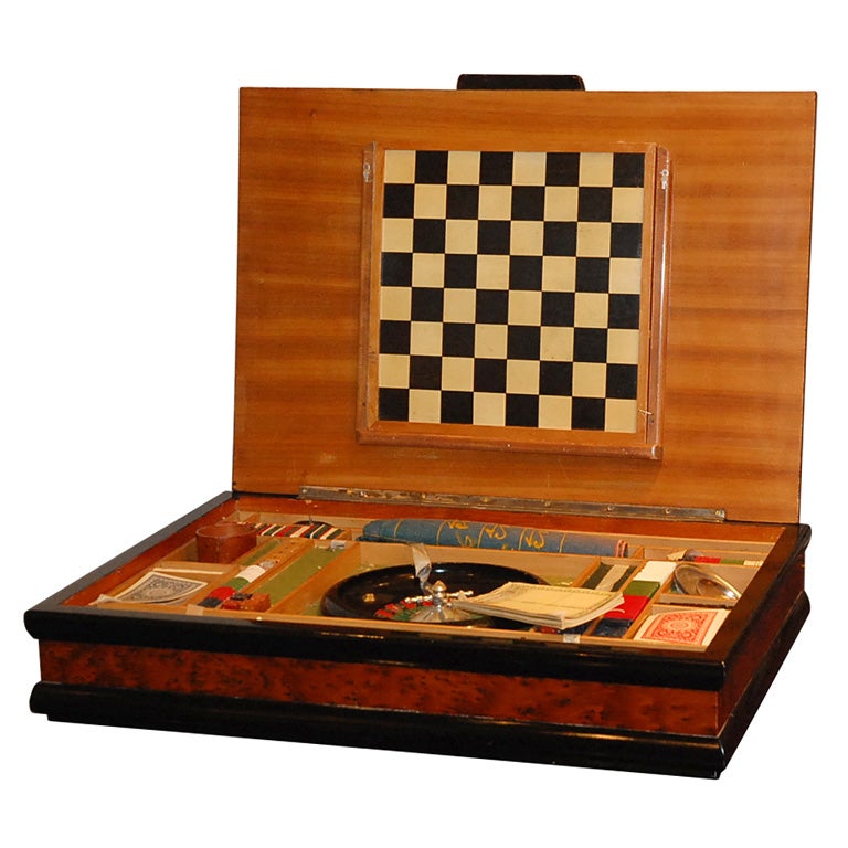 Italian Burl Game Box with original pieces For Sale at 1stdibs