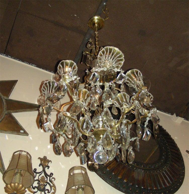 Mid-20th Century 1940s Chandelier in Brass Glass and Crystal For Sale