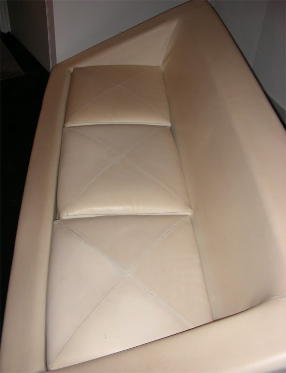 1970s Leather Living-Room Suite For Sale 4