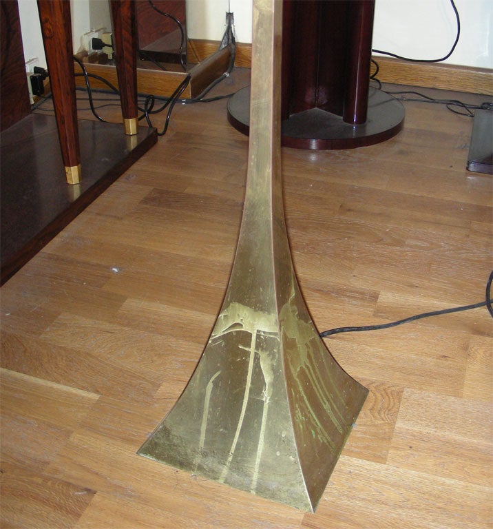 1970s Italian Floor Lamp by Reggiani In Fair Condition For Sale In Paris, ile de france