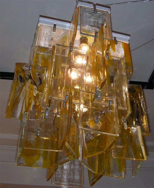 Vetro di Murano Lampadario in vetro di Murano degli anni '60 fatto di  Targhe assemblate in vendita