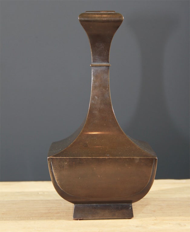 Japanese Bronze Vase For Sale 5