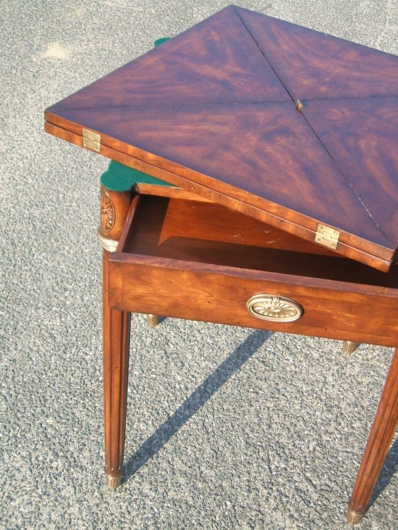 English Game Table In Good Condition For Sale In Bridgehampton, NY