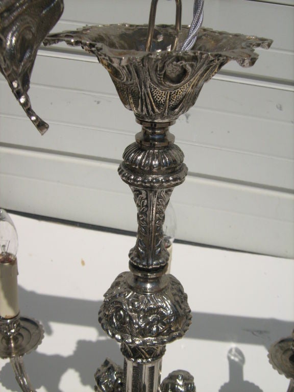 French cherub chandelier In Good Condition For Sale In Bridgehampton, NY