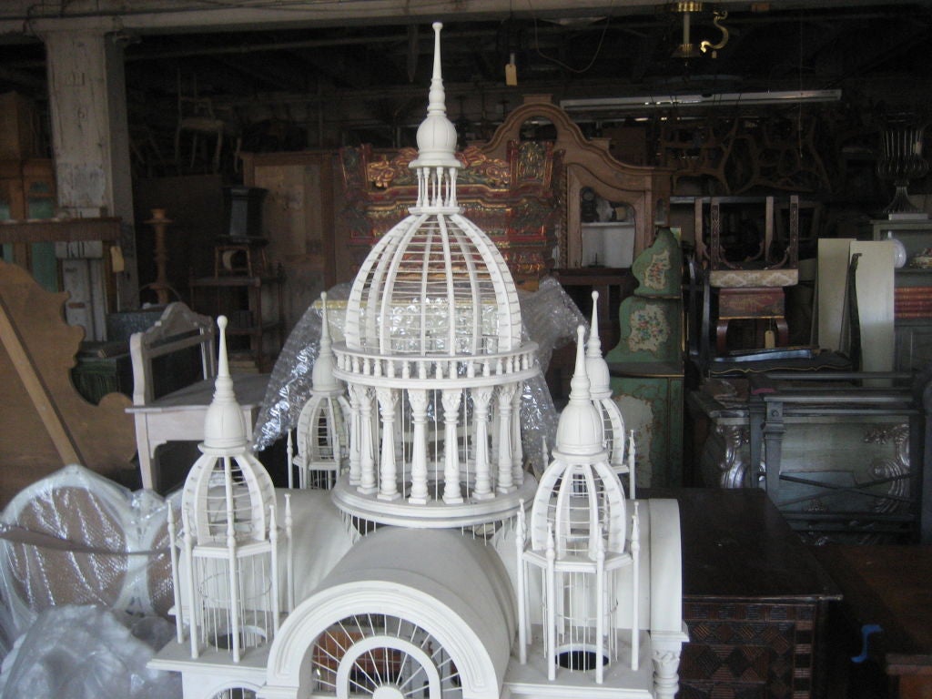 Birdcage-on-Stand 1