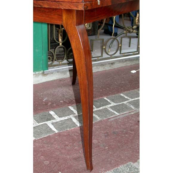 Convertible Walnut Console Table In Good Condition For Sale In Bronx, NY