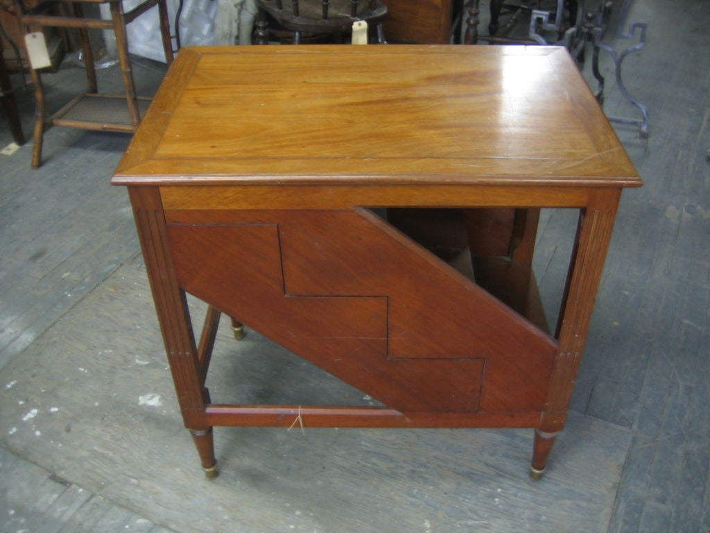 Table Library Stairs .