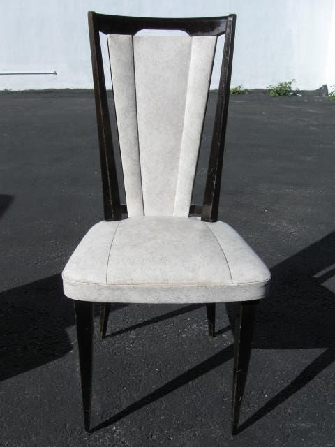 Set of 6 vintage French Dining Chairs In Good Condition For Sale In Bronx, NY