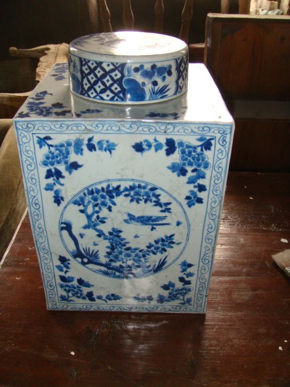 Chinese Pair of rare square shape Ginger jars
