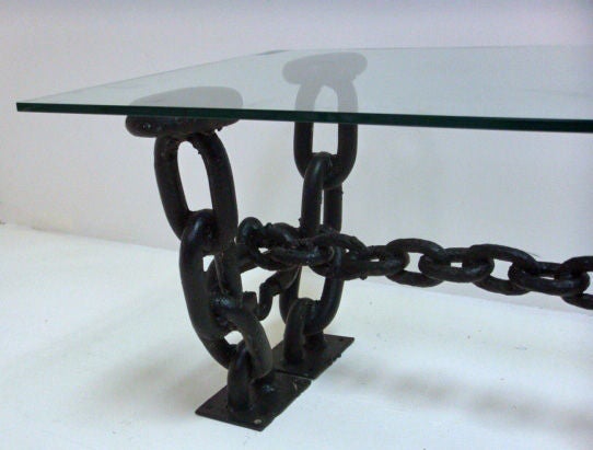 Vintage Iron Chain Link Coffee Table with Glass Top In Excellent Condition In New York, NY