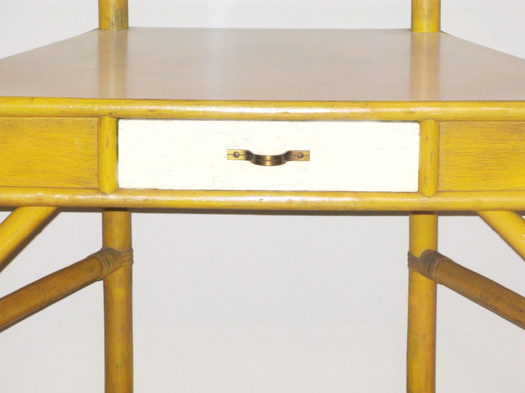 Lacquered Vanity by Tommi Parzinger for Willow and Reed In Good Condition In New York, NY