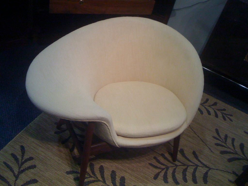 Hans Olsen's "Fried Egg " Chair