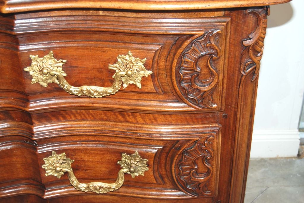French 18th c. Regence Walnut Commode For Sale