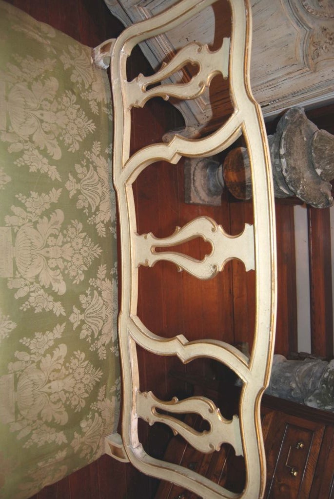 Belle Epoch Painted and Gilded Bench For Sale 1
