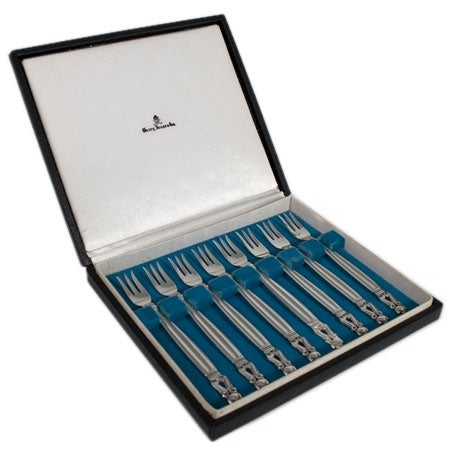 GEORGE JENSEN Set of 8 Acorn Seafood Cocktail Forks in Box