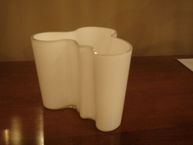 1970s Savoy Freeform Glass Vase by Alvar Aalto for iittala