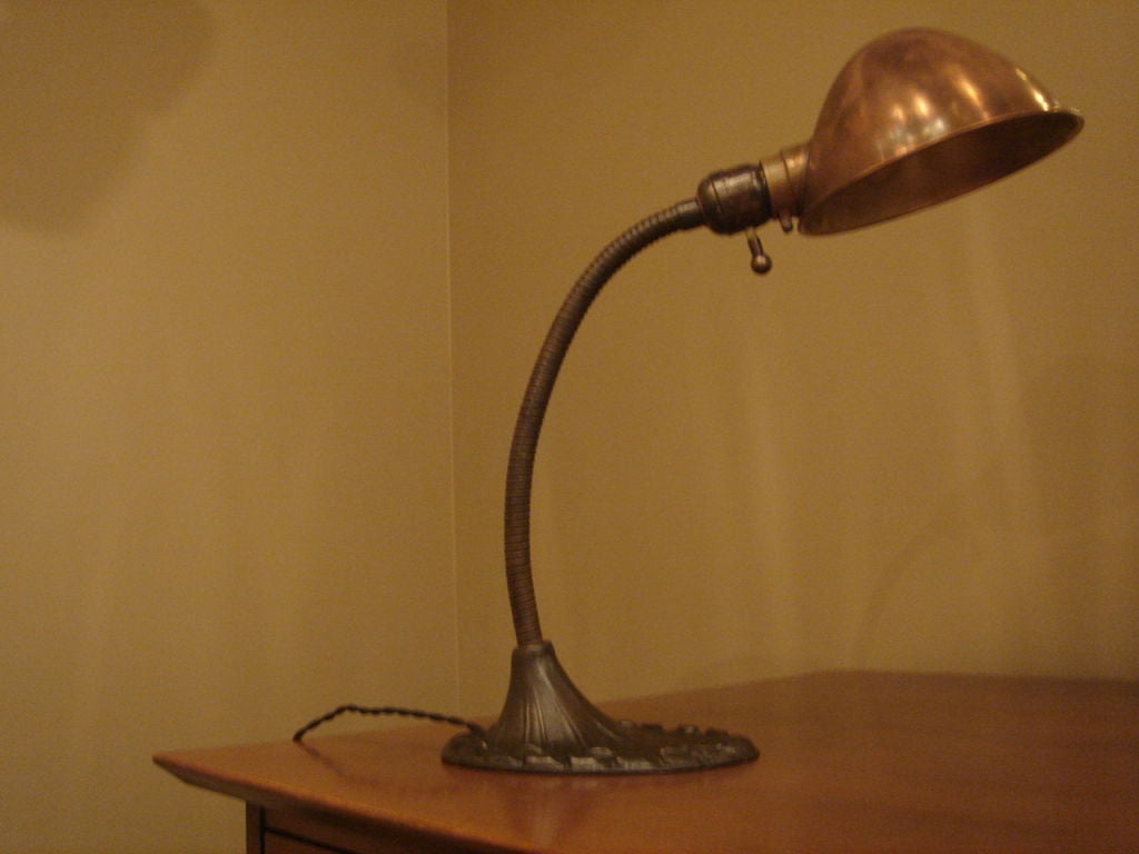 Antique Desk Lamp in Patinated Brass & Copper by Aladdin Co. In Excellent Condition In New York, NY