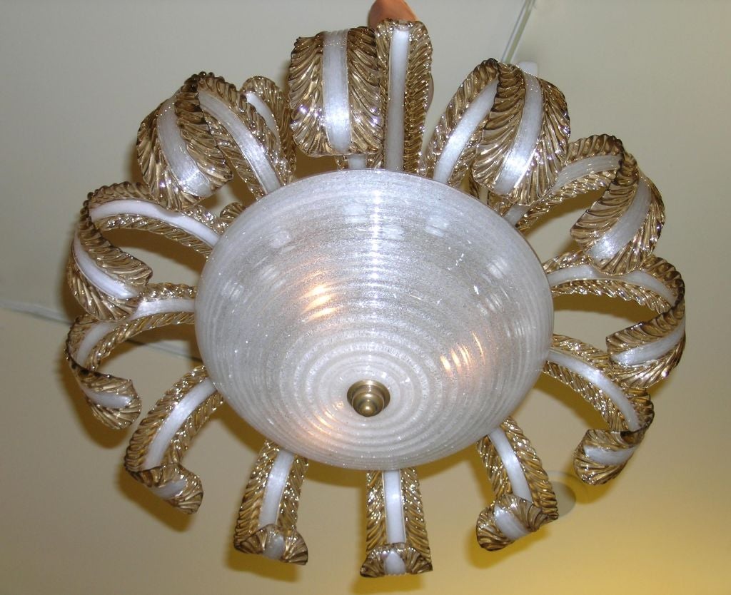 ITALIAN 1940'S 'PULEGOSO' CLEAR GLASS AND AMBER GLASS CHANDELIER 5