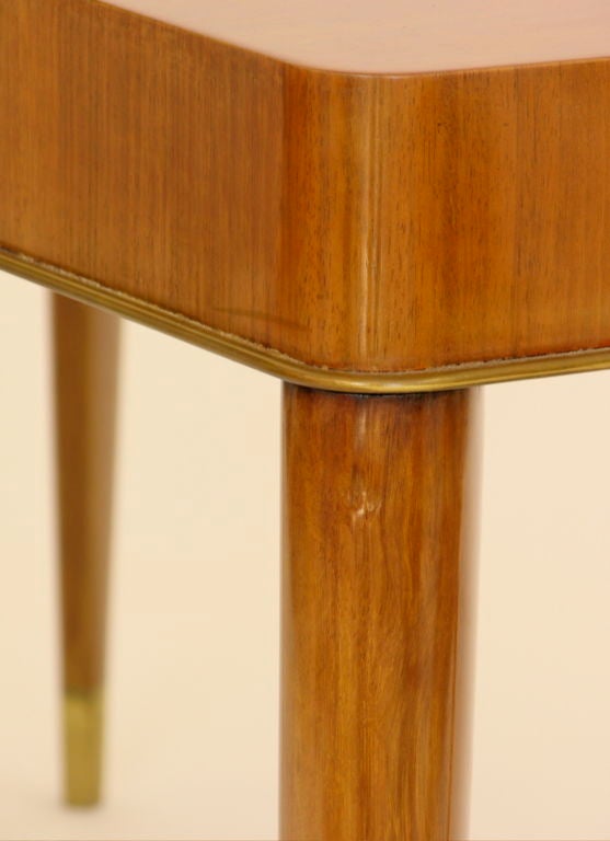 De Coene Freres breakfast Table
