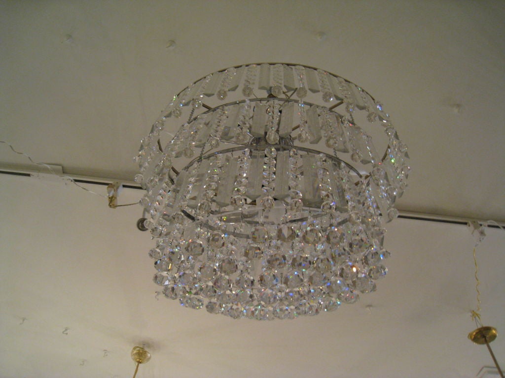 Lobmeyr Oval Crystal Chandelier In Good Condition For Sale In Los Angeles, CA