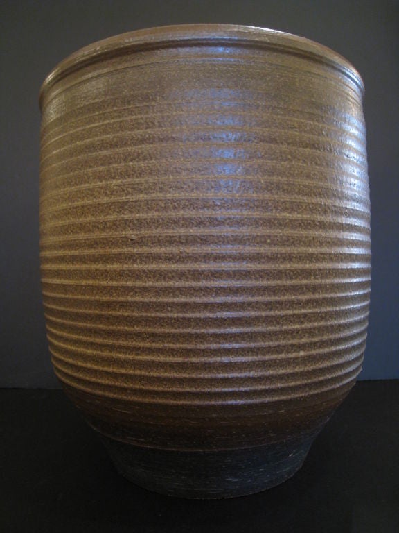 Large Cressey Ribbed Pot. Stoneware. Low Sheen Glaze.
