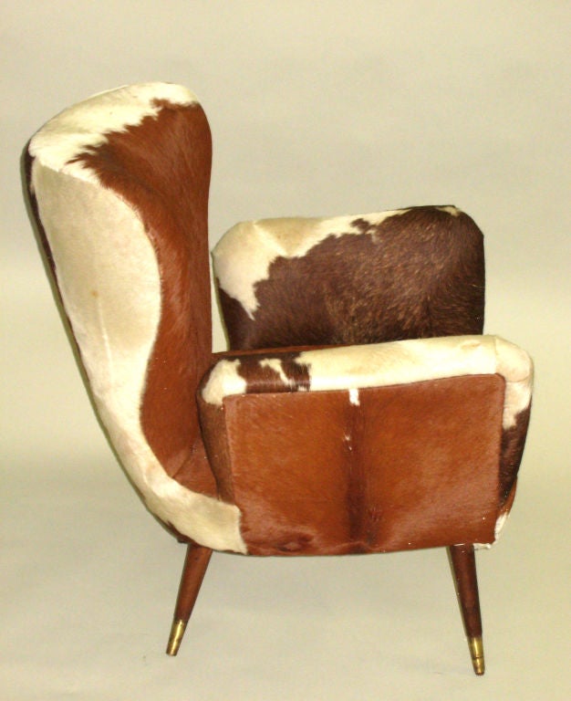 Italian Pair of Cowhide Armchairs in the Manner of Carlo Mollino