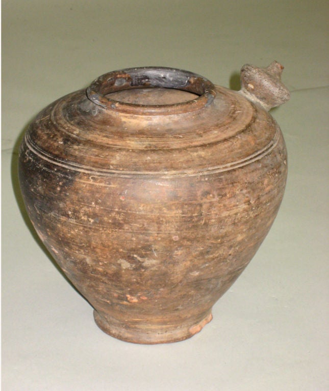 Tribal Vase en poterie cambodgienne ancienne