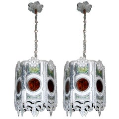2 italienische Mid-Century Modern Craftsman Zink und Stain glass Anhänger / Laternen