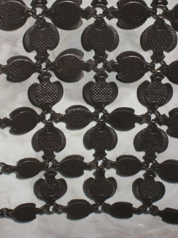 Pareja de sillas de salón francesas modernas neoclásicas de bronce, estilo Armand Albert Rateau en venta 1