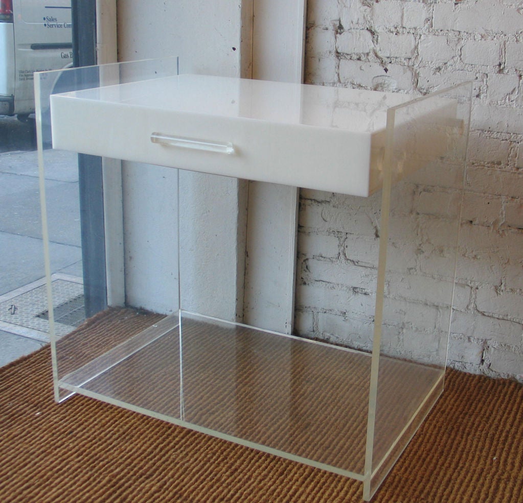 Late 20th Century Pair of Italian Lucite End Tables Attributed to Kartell