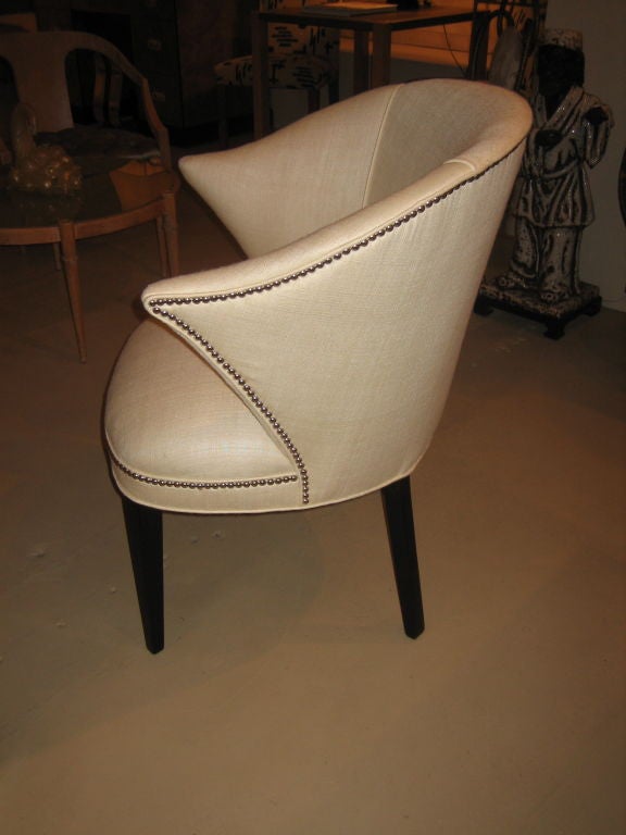 Sensuous 1940s Chair in Silk Attributed to Samuel Marx For Sale 2