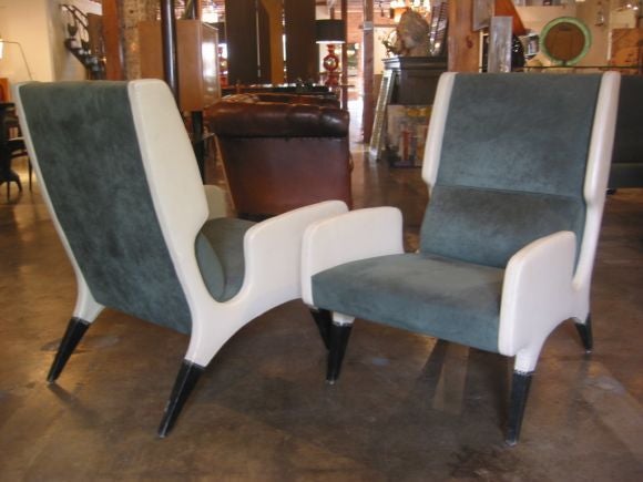 Pair of Gio Ponti Armchairs 4