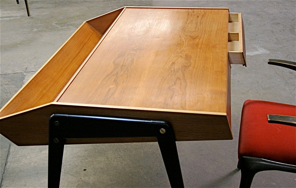 Mid-20th Century CARLO DE CARLI desk with armchair, model no. 585, 1951