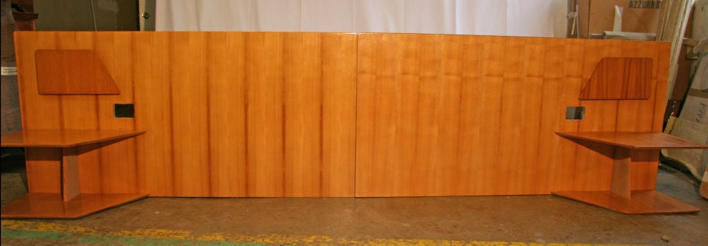 Dismantled from the famous Parco dei Principi in Roma<br />
**the space in between the tables is approx. 80