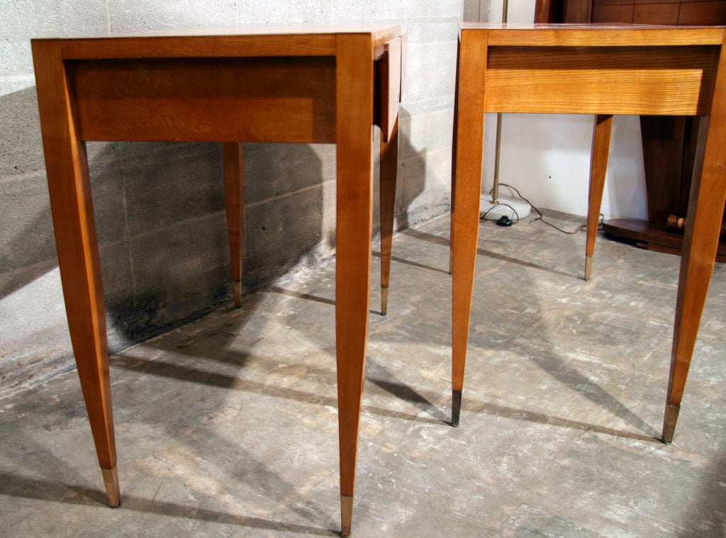 Pair of Gio Ponti Oak Consol Tables 5