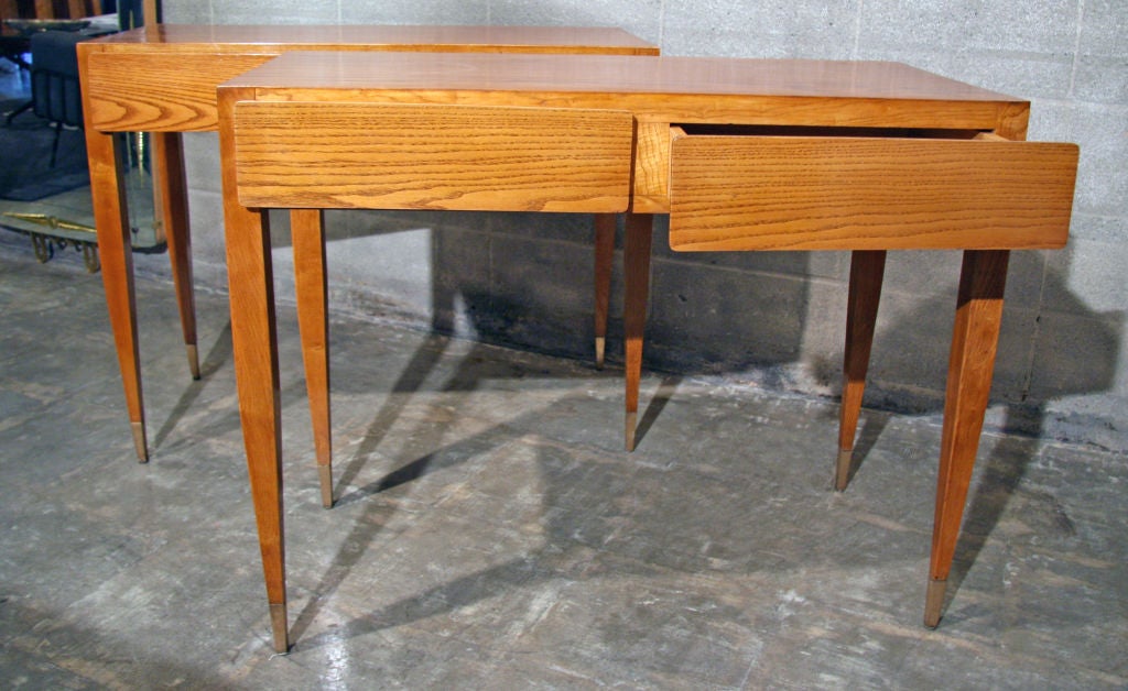 Pair of Gio Ponti Oak Consol Tables 6