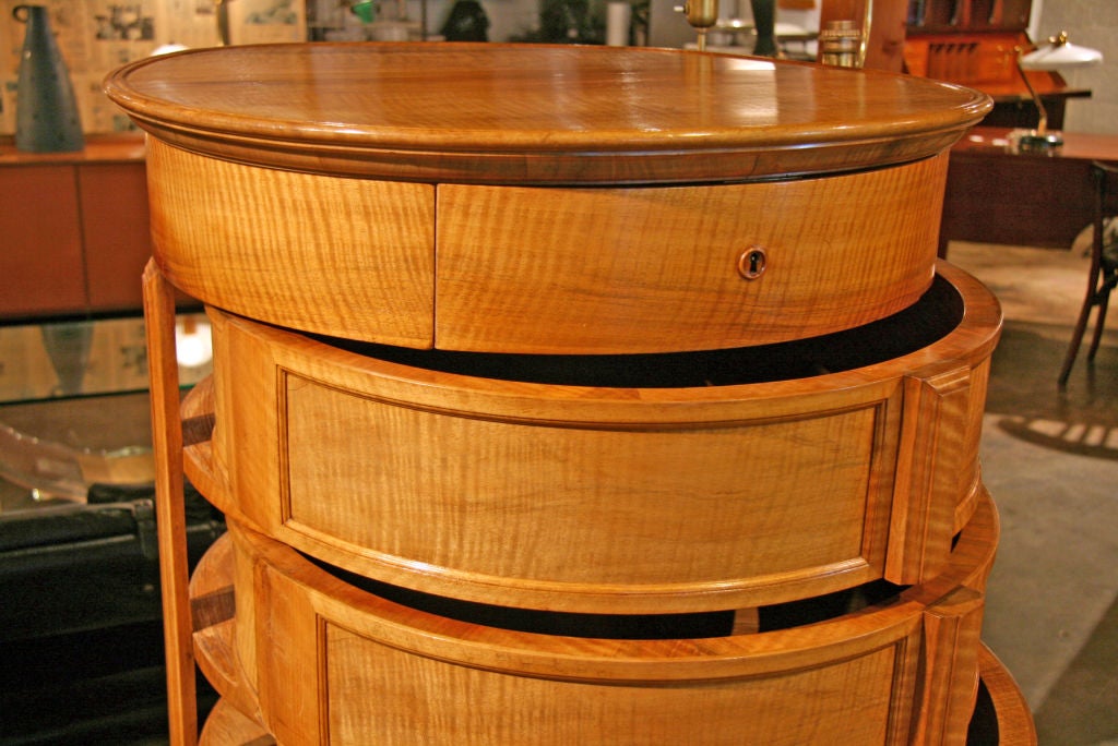 rounded chest of drawers