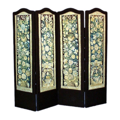 Four-panel screen with inset mid-18th century Flemish tapestry For Sale