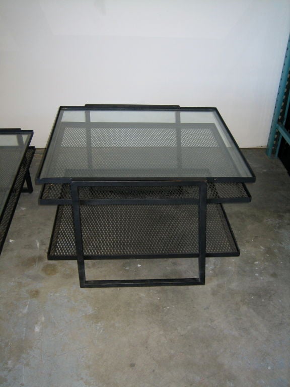 Suitable for indoor or outdoor use.
Side table dims: 34x32x22
