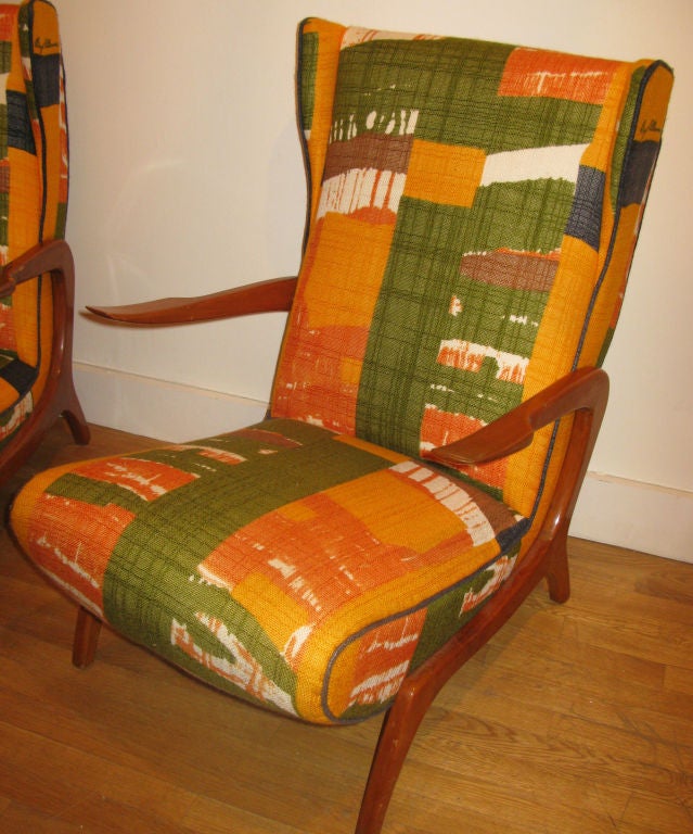 Pair of Italian Mid-Century Modern Arm Chairs with Ottomans For Sale 2