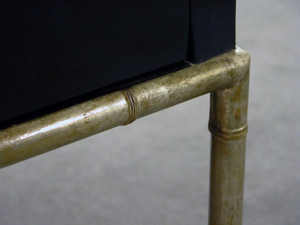 Mid-20th Century A Chic Pair of American Mid-Century Regency Style Side Tables